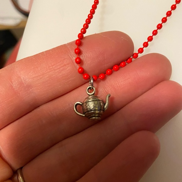 Whimsical ☕️ 🫖 charm on red metal :) - Picture 2 of 5